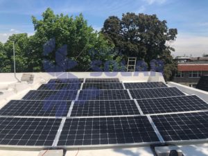 Panneaux solaires installation, Montreal, Quebec