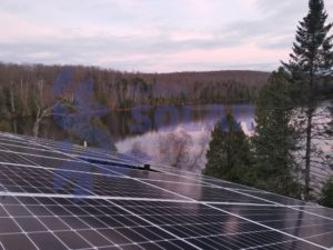 installation des panneaux solaires photovoltaïques commerciale