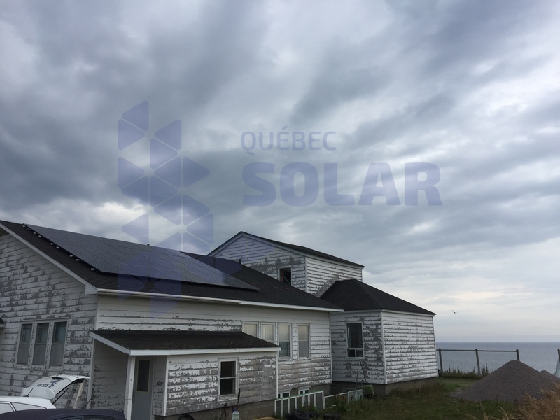 Solar panels installation in cote nord